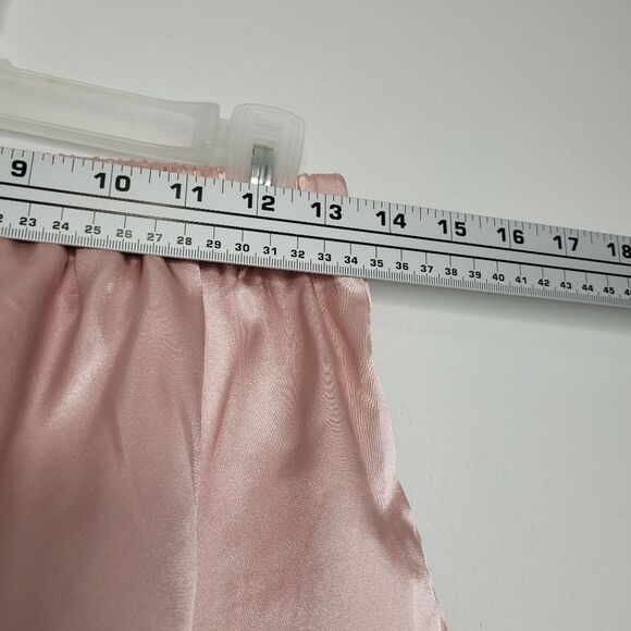 Light mauve Pink satin ruffle cute dainty feminine coquette dollette shorts L - Picture 4 of 6